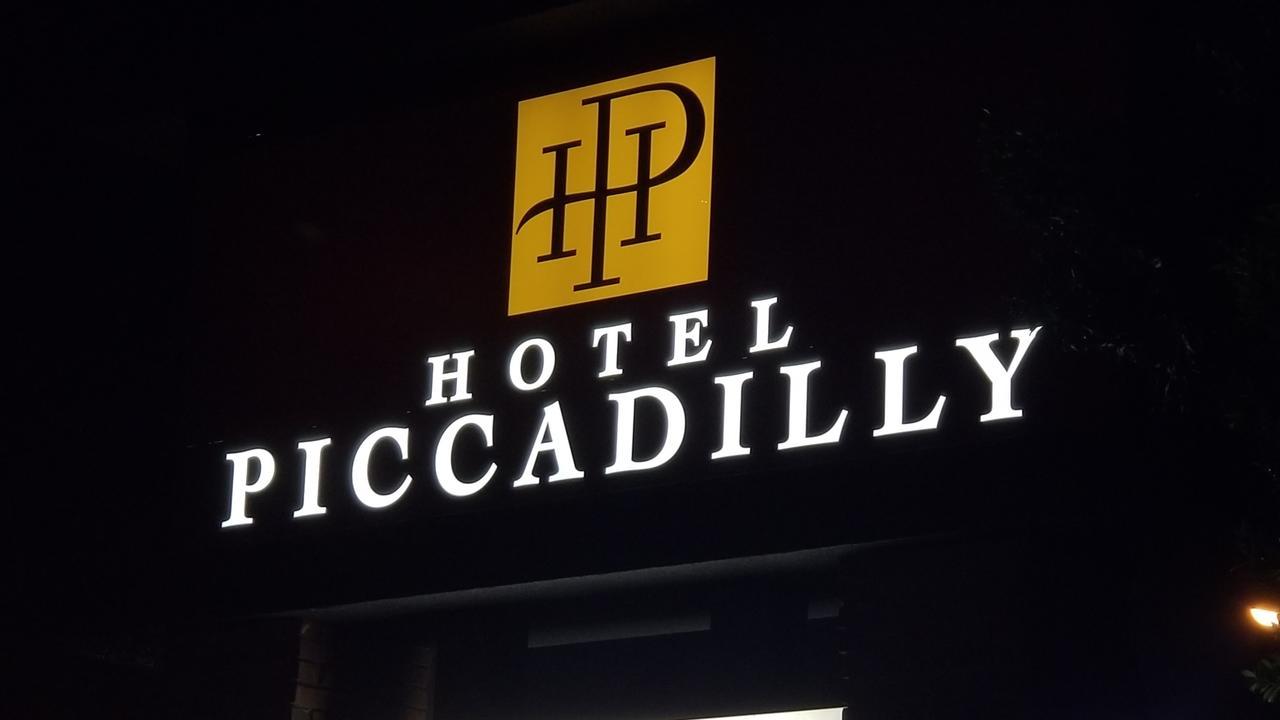 Hotel Piccadilly Fresno Exterior foto